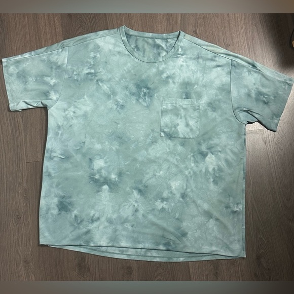 lululemon athletica Other - Lululemon Relaxed Mesh Pocketed Shirt